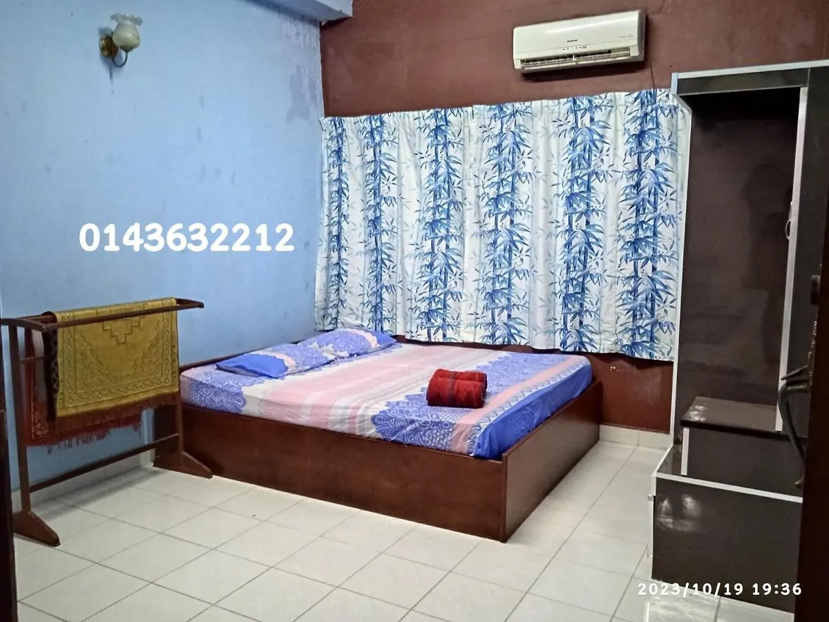 Holiday home Ekaira Homestay Tambun